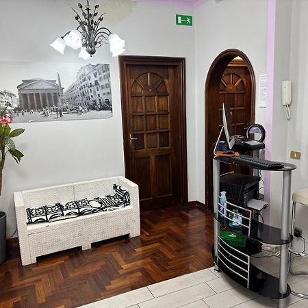 Destination In Rome Hostel Exterior photo