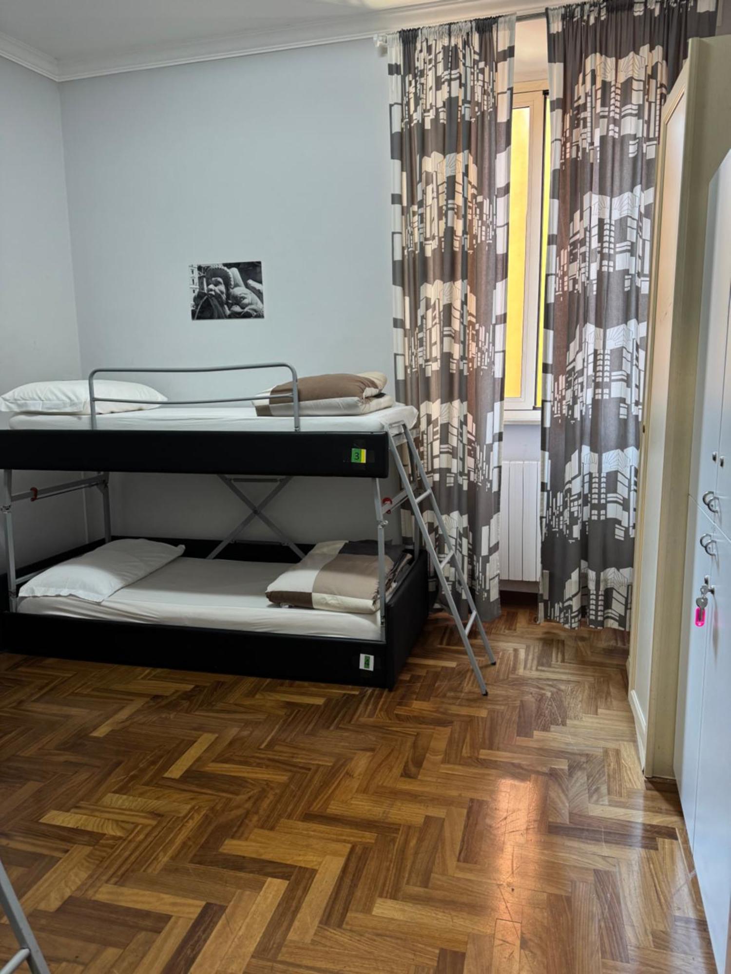 Destination In Rome Hostel Exterior photo